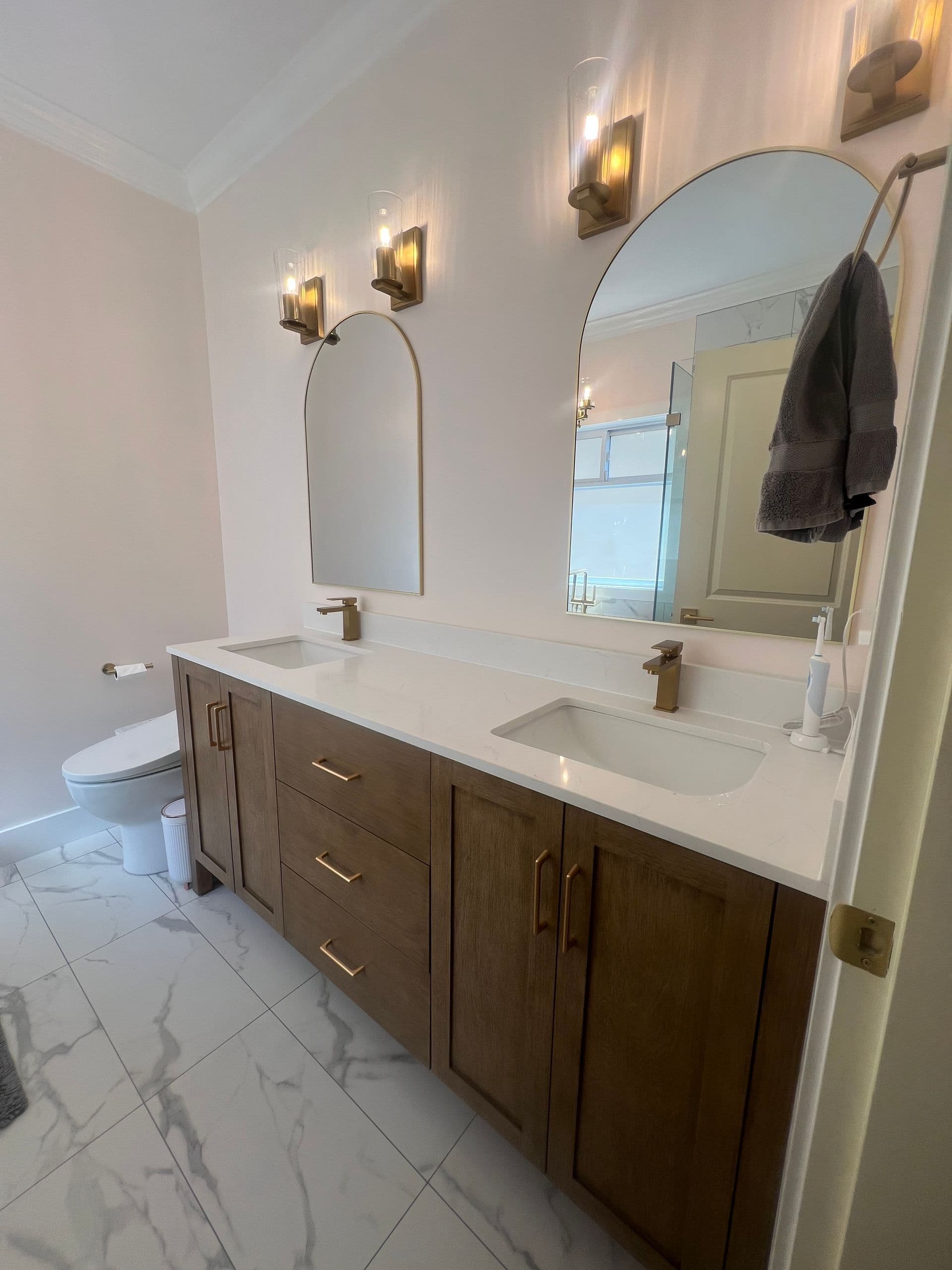 Pegg - Bathroom - South Surrey image 5