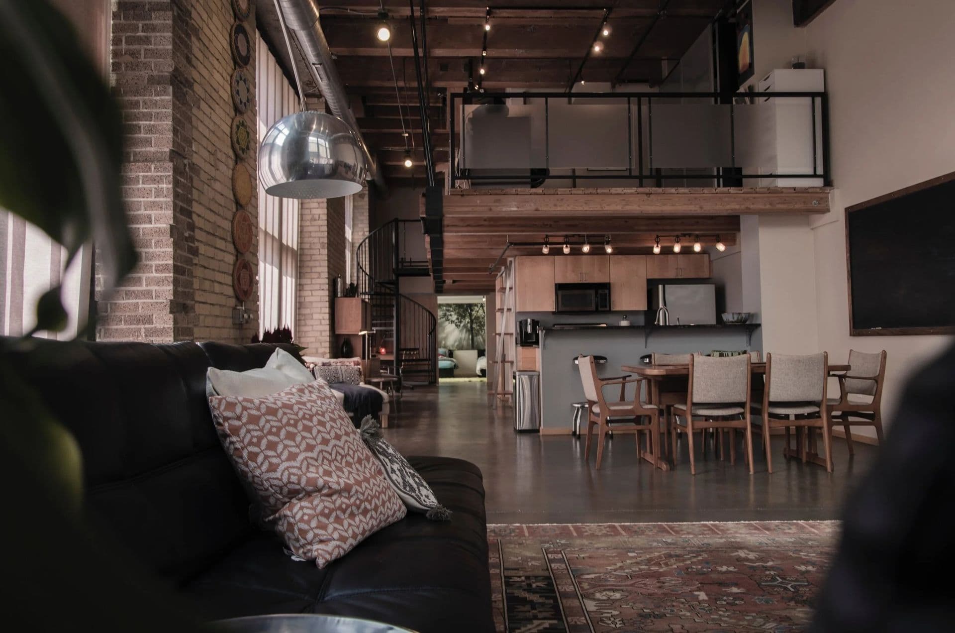 imgi_16_a+loft+apartment+with+brick+walls