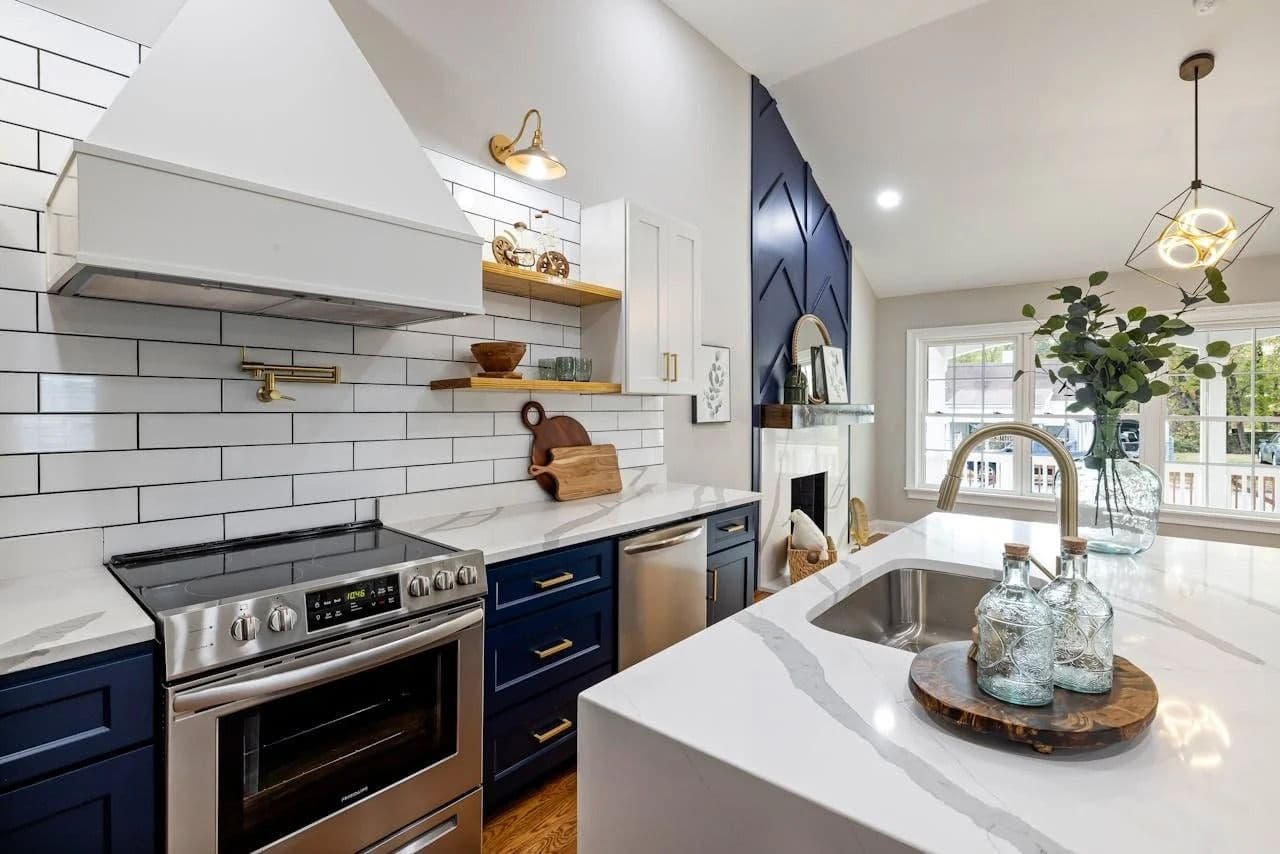 ceramic-tile-darker-grout
