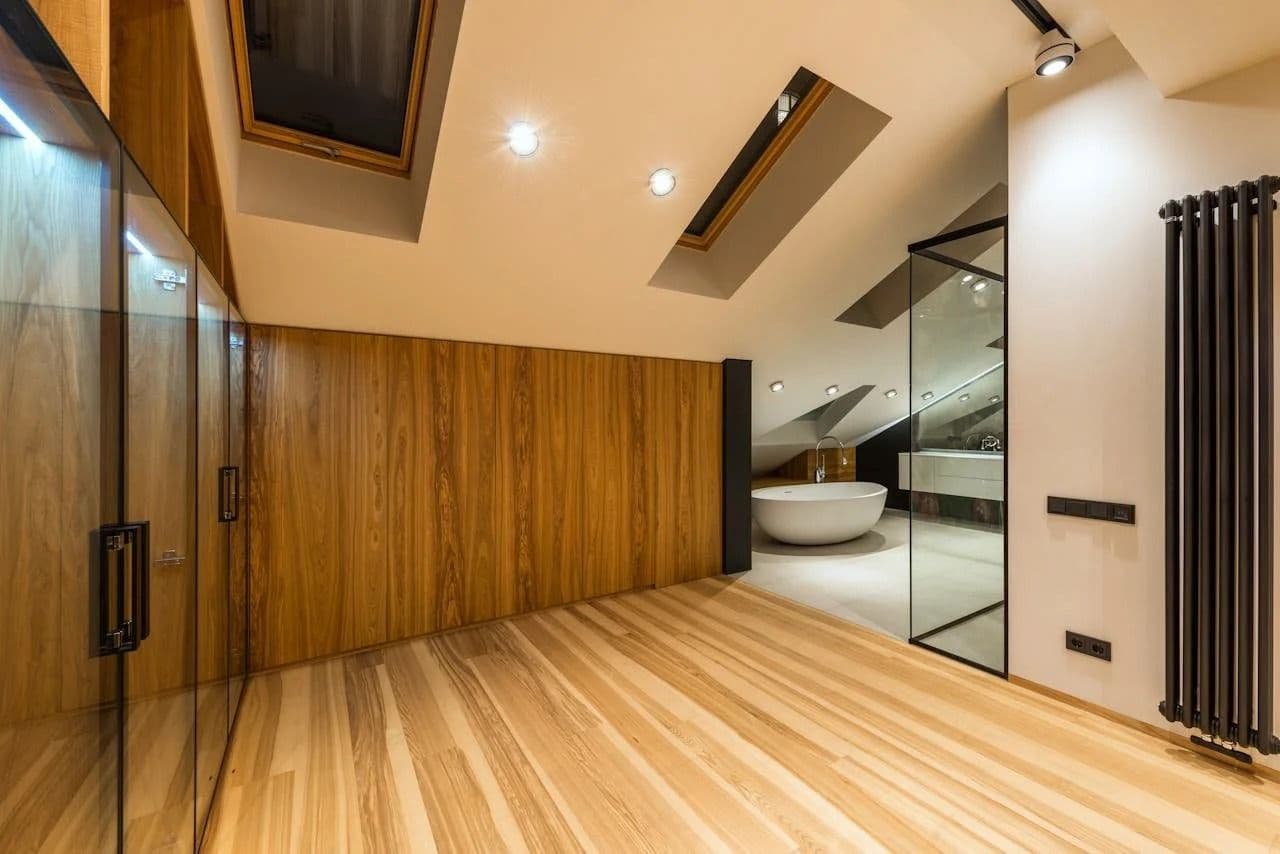 bathroom-heat-lamp