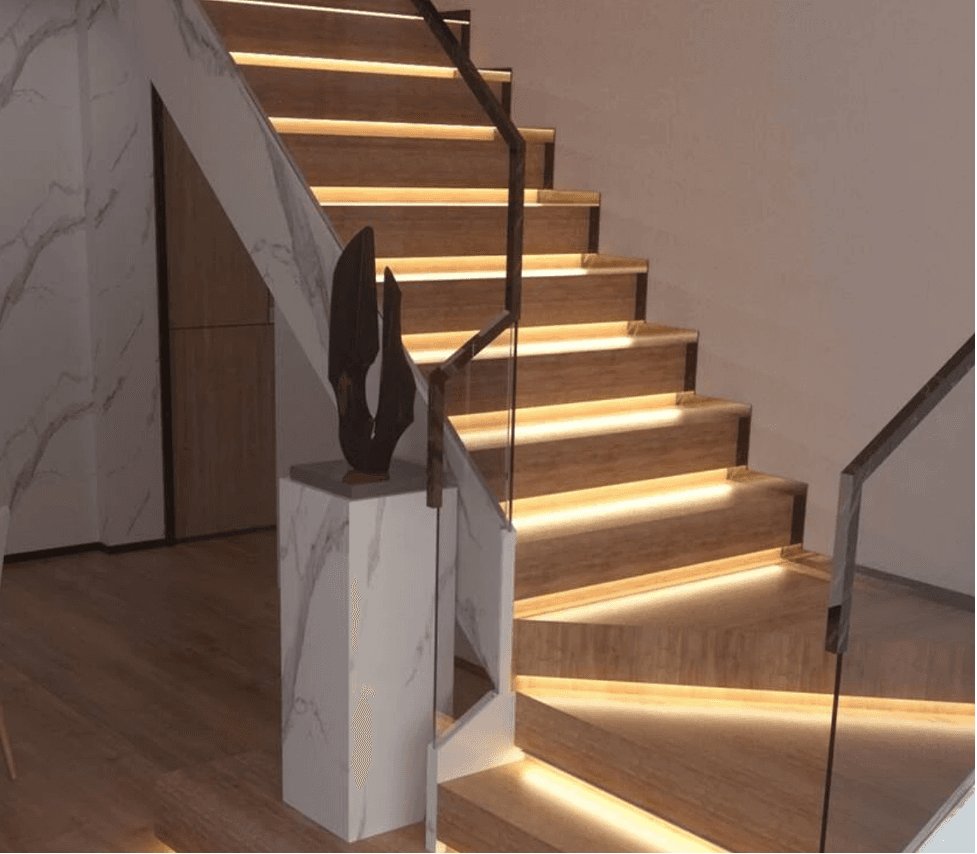 LED-strip-lighting-stairs