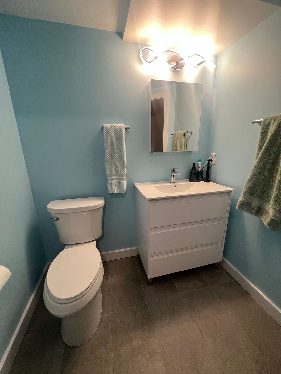 Port Moody Bathroom image 7